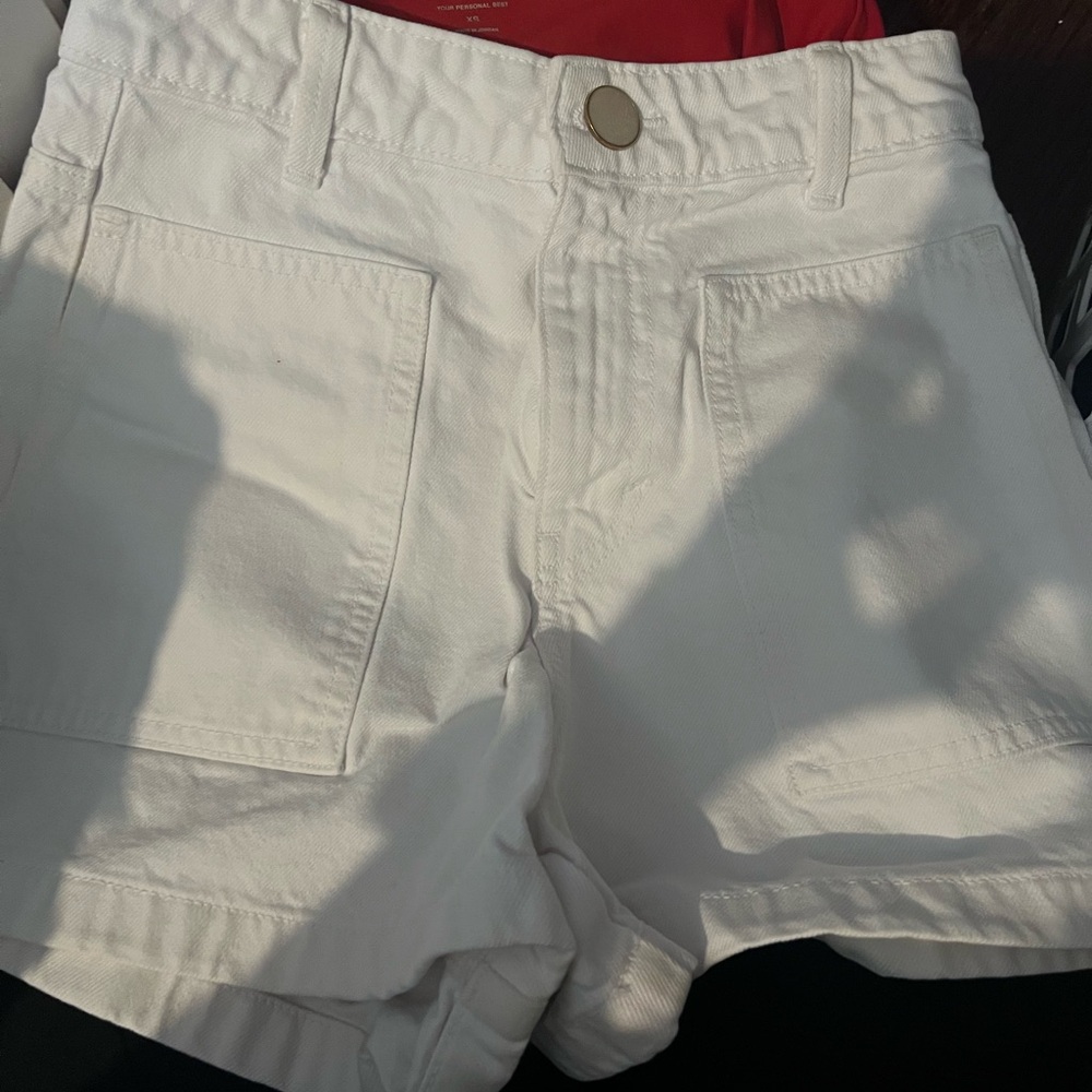 ZARA HIGH RISE DENIM SHORTS - Picture 2 of 3